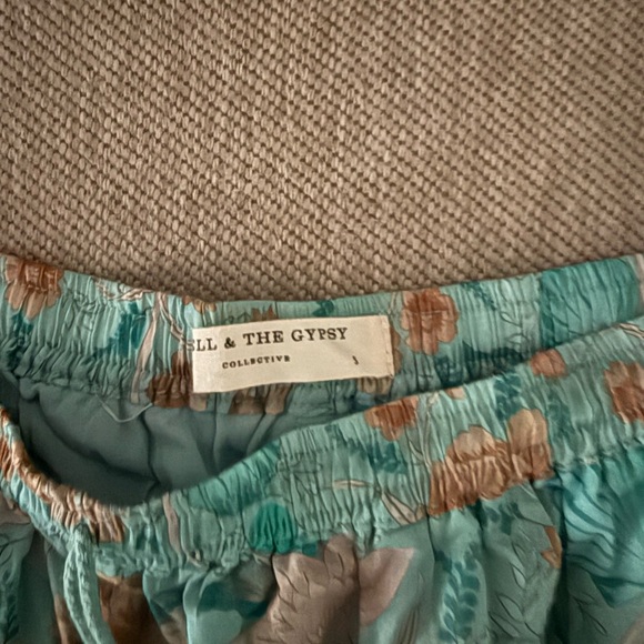 Spell seashell shorts - Picture 3 of 4